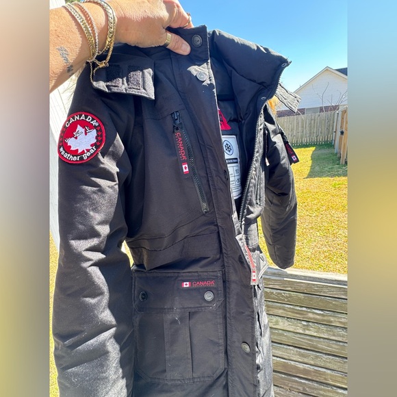 Canada Weathergear Coat Black Puffer Jacket Fur Hood Women's Small LIKE NEW - Picture 8 of 15